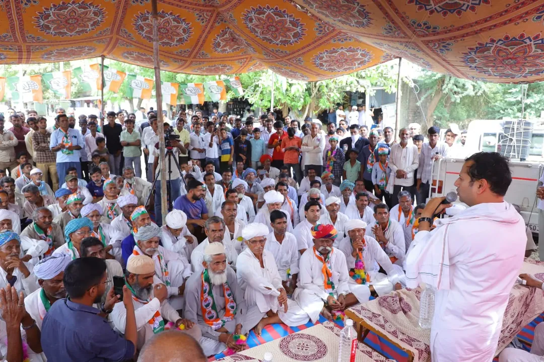 वैभव गहलोत ने ग्रामीणों से किया संवाद, रामनवमी की शुभकामनाएं दीं