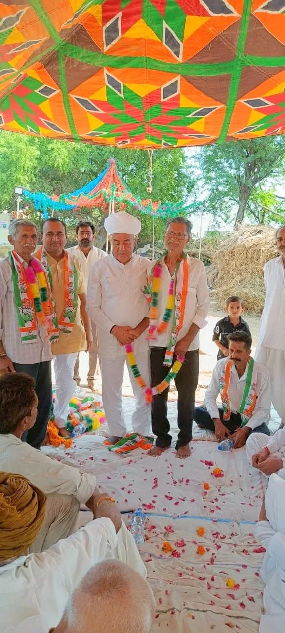 बोरली गांव में सुखराम बिश्नोई का देवदर्शन, राव समाज के युवाओं ने कांग्रेस ग्रहण की सदस्यता – फोटो 2